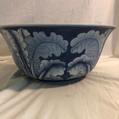 William Sonoma Extra large blue and white leaf design bowl