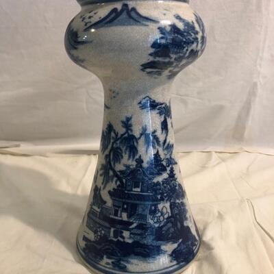 Chinese vase porcelain