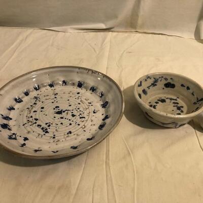 Pottery serving set