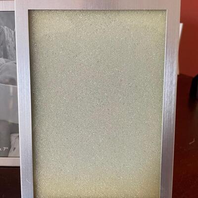 Small assorted frames