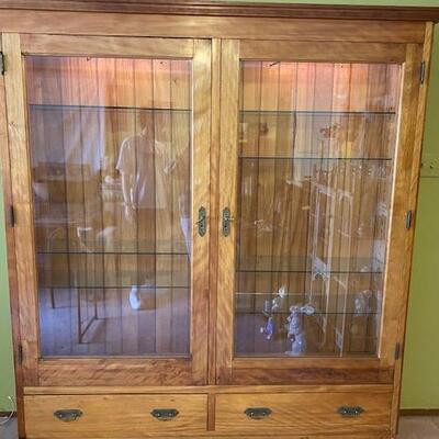 Display Cabinet
