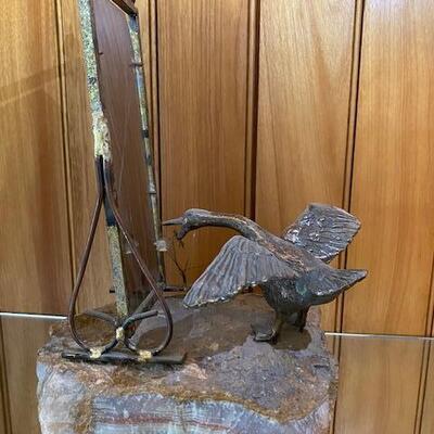 Frightened Goose statue 