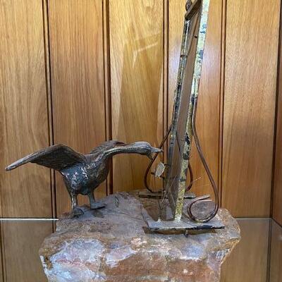 Frightened Goose statue 