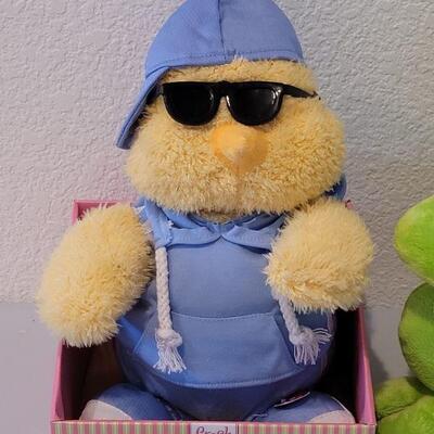 Lot 224: New Animated Frog and Duck