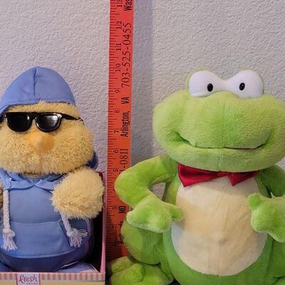 Lot 224: New Animated Frog and Duck