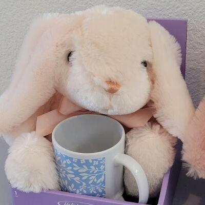 Lot 235: (2) New Bunnies with Mugs