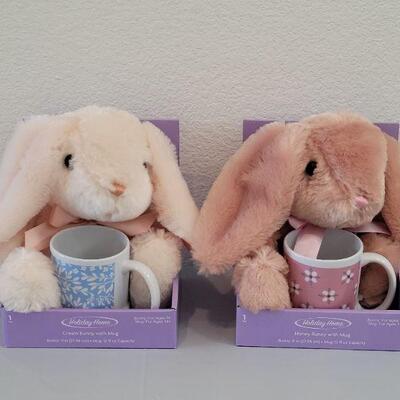 Lot 235: (2) New Bunnies with Mugs