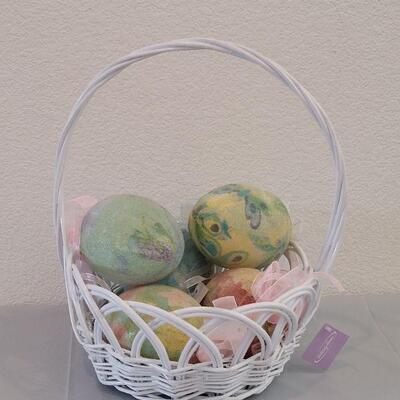 Lot 241: New Basket with Decorative Easter Egg Large Ornaments 
