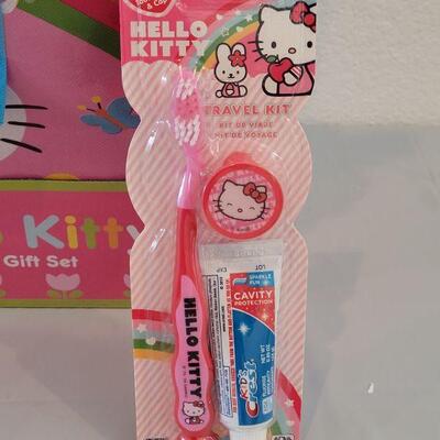 Lot 248: New HELLO KITTY Loaded Easter Basket Tote 