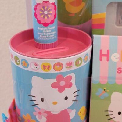 Lot 248: New HELLO KITTY Loaded Easter Basket Tote 