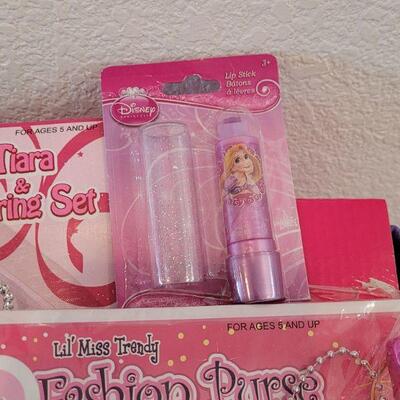 Lot 249: New Dress Up Easter Tote with Dress Up Tutu & Wings and Douglas Bunny