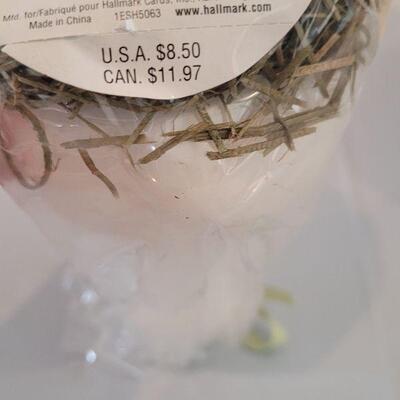 Lot 250: New Decorative Bunny Bowl, Bunny Candle and Potpourri 