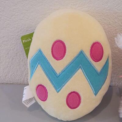 Lot 251: New Animated Lamb, Egg Plushies and Hallmark Lamb 
