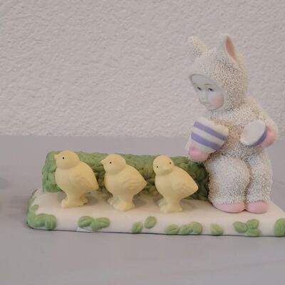 Lot 252: (3) New Snowbunnies without the boxes
