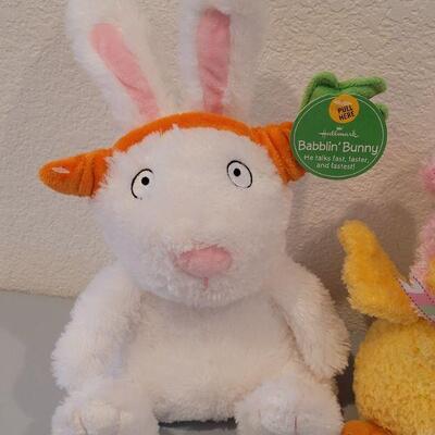 Lot 263: New Animated Bunny, Duck and Singing Bunny