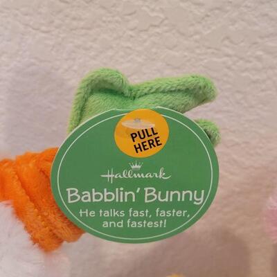 Lot 263: New Animated Bunny, Duck and Singing Bunny