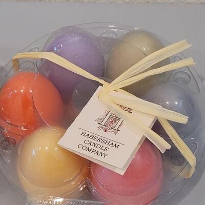 Lot 265: New Habersham Scented Wax Pottery Eggs