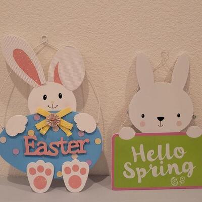 Lot 282: (2) Bunny Hanging Deco