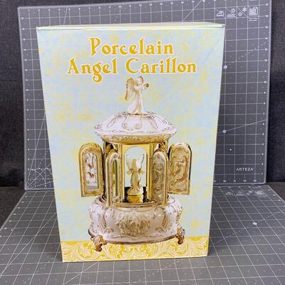 #22 Porcelain Angel Carillon-Plays 30 songs!