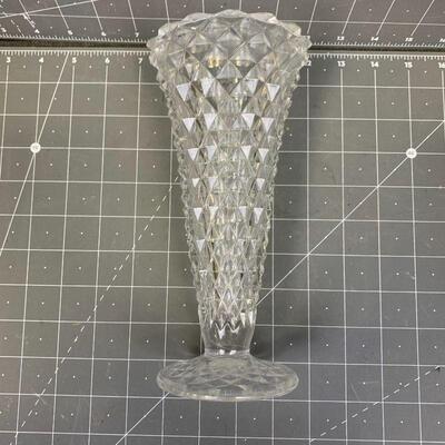 #137 Crystal Vase