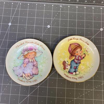 #218 Cherished Moments Mother's Day Plate