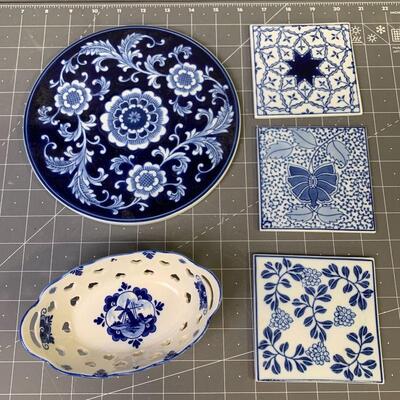 #271 Lovely Blue Dishes/Tiles