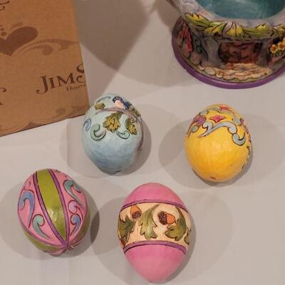 Lot 291: Jim Shores "Welcome the Art of Easter" Basket with 4 Eggs