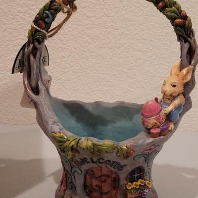 Lot 291: Jim Shores "Welcome the Art of Easter" Basket with 4 Eggs