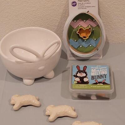 Lot 295: New (3) Lamb Magnets, Bunny Bowl, Cookie Cutters and Miracle Melting Bunny