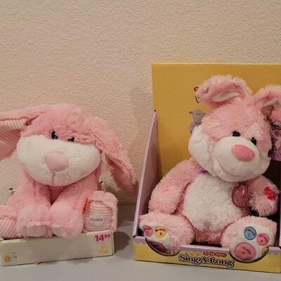 Lot 300:  New Animated Bunnies