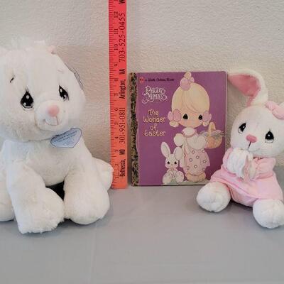 Lot 304: Precious Moments Prayer Bunny, Book and "Floppy Bunny"