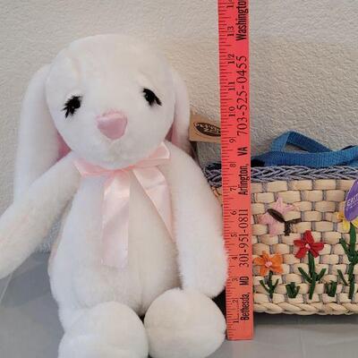 Lot 306: Girls Straw Hat and Straw Purse with Petting Zoo Plushie Bunny with Eyelashes