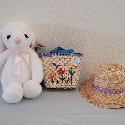 Lot 306: Girls Straw Hat and Straw Purse with Petting Zoo Plushie Bunny with Eyelashes