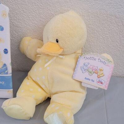 Lot 311: Baby Boy (12m) Easter Sleep & Play Outfit, Rubber Duckies and Baby Gund Rattle Plushie 