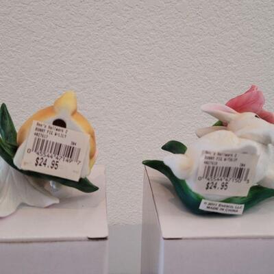 Lot 313: (2) Flower Garden -"Bunny with Lily" and "Bunny with Tulip"
