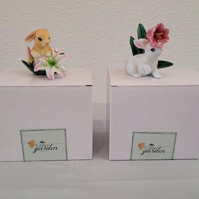 Lot 313: (2) Flower Garden -"Bunny with Lily" and "Bunny with Tulip"