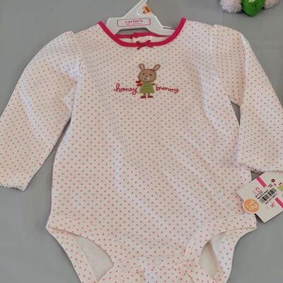 Lot 319: New (12m) Long Sleeve Onsie, Bibs, Easter Piglet and Baby Ganz Skitter Critter Bunny 
