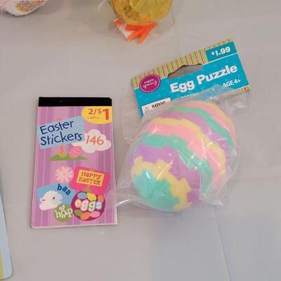 Lot 324: New Peeps Easter Bucket filled with Goodies