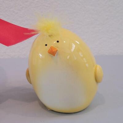 Lot 326: New Easter Deco