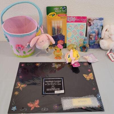 Lot 342: New Felt Hallmark Easter Basket filled with Hallmark Goodies
