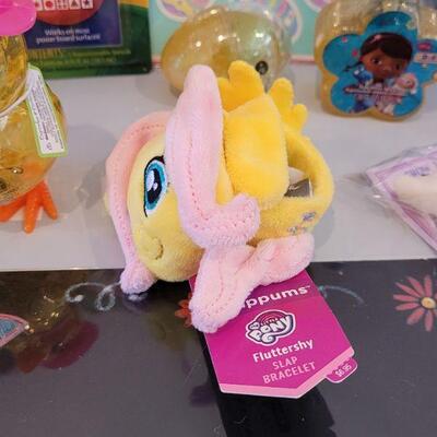 Lot 342: New Felt Hallmark Easter Basket filled with Hallmark Goodies