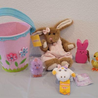 Lot 345: New Felt Easter Bucket Filled with Hallmark Goodies