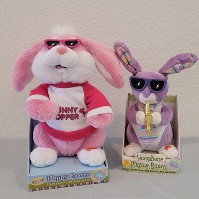 Lot 349: New Animated Bunnies 