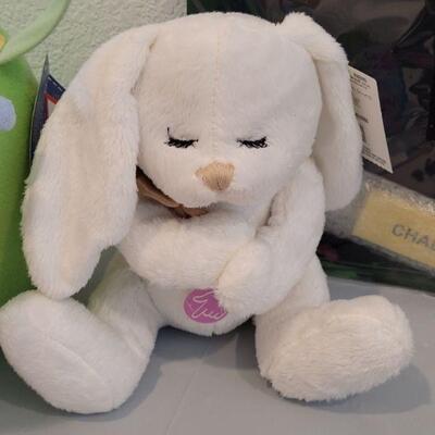 Lot 354: New Build a Bear Easter Bucket, Praying Bunny, Activity Pad and Chalkboard Placemat 