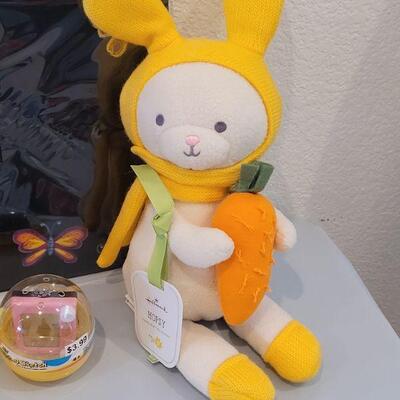 Lot 370: New Peeps Easter Bucket, Chalkboard Placemat, Activity Pad, YoYo, Sculpt n Soap, Bubbles, Flutterfly Snoopy and Hallmark Knit Bunny