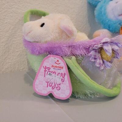 Lot 376: New Animated Lamb "Bunny" and Plush Lamb in a Purse