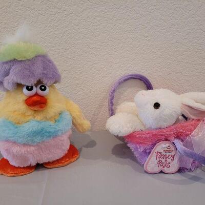 Lot 377: Animated Chick and Plush Bunny in a Purse 