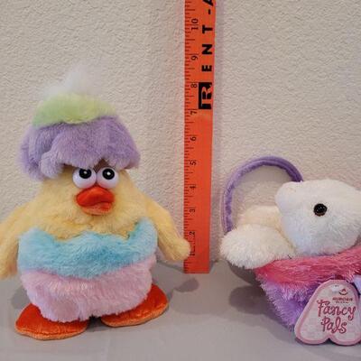 Lot 377: Animated Chick and Plush Bunny in a Purse 