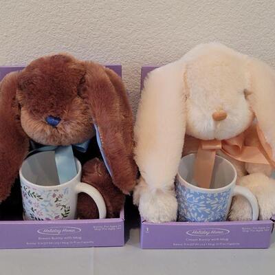 Lot 388: (2) New Bunnies with Mugs