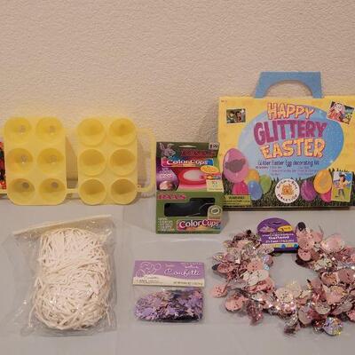 Lot 392: New Easter Making Supplies and Basket Decorations 